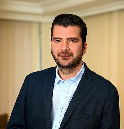 Op. Dr. Murat Alpay, Kadın Hastalıkları ve Doğum Uzmanı